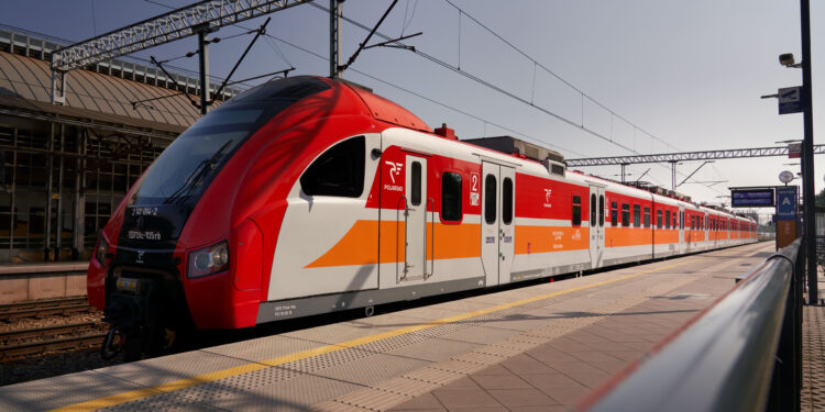 Duże inwestycje na polskich torach. Polregio szuka ponad dwudziestu pociągów spalinowych